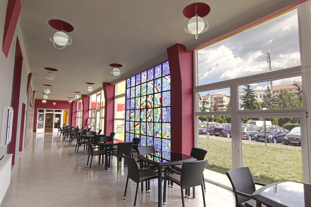 מלון קובסנה Complex Balnear Cerbul מראה חיצוני תמונה